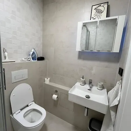 Daire Stylish In The Heart Of The Near Aupark And The Main Station