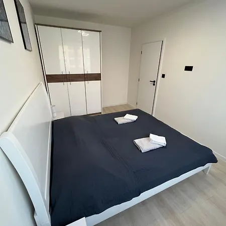 Stylish In The Heart Of The Near Aupark And The Main Station