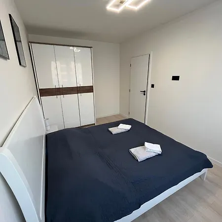 Stylish In The Heart Of The Near Aupark And The Main Station