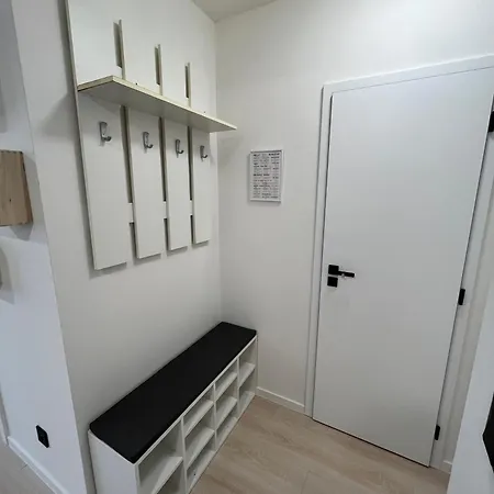 Stylish In The Heart Of The Near Aupark And The Main Station Apartment